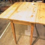 269 1153 DROP-LEAF TABLE